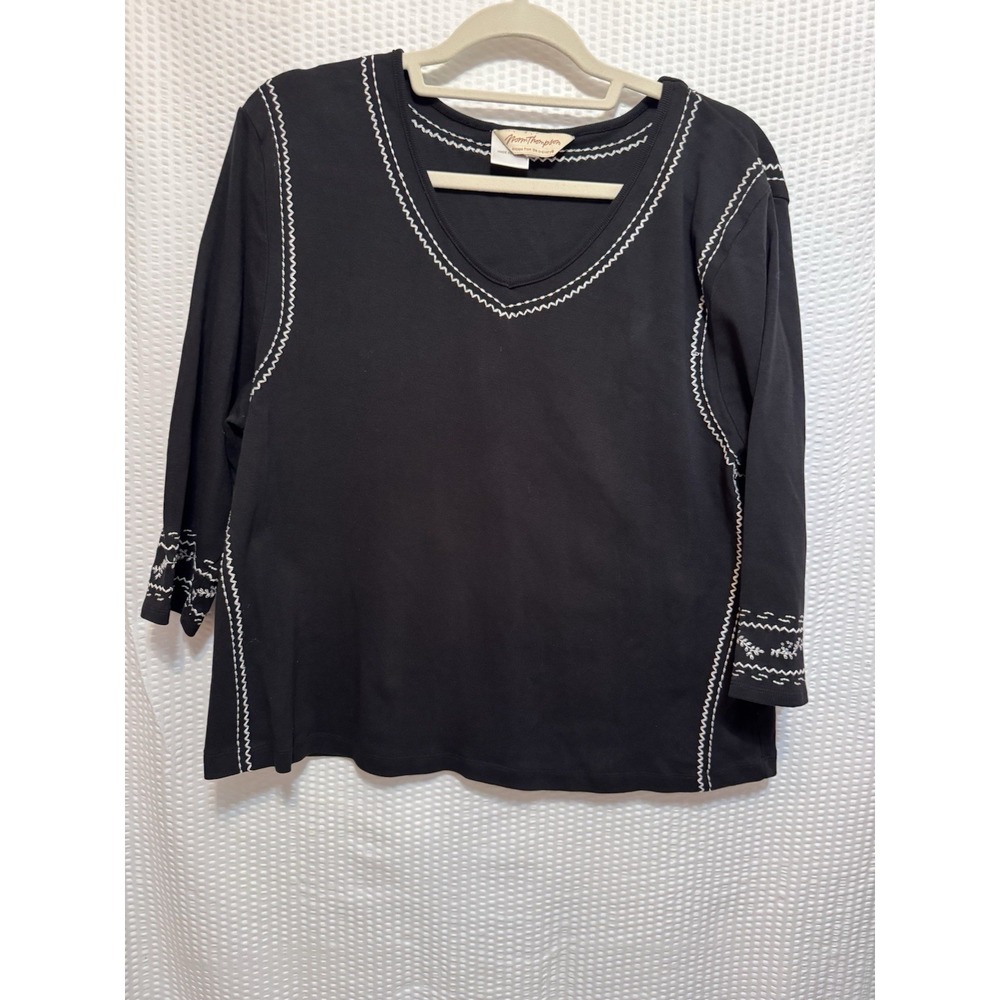 Norm Thompson Women's Black Pullover Top w/ White Stitching, 3/4‎ Sleeves, No Sz